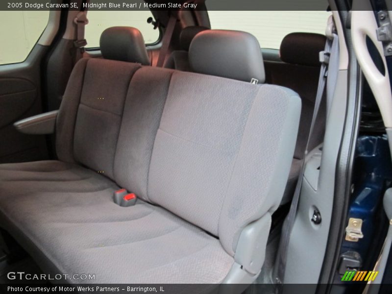 Midnight Blue Pearl / Medium Slate Gray 2005 Dodge Caravan SE