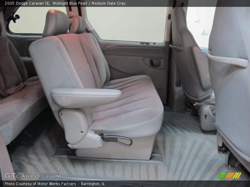 Midnight Blue Pearl / Medium Slate Gray 2005 Dodge Caravan SE