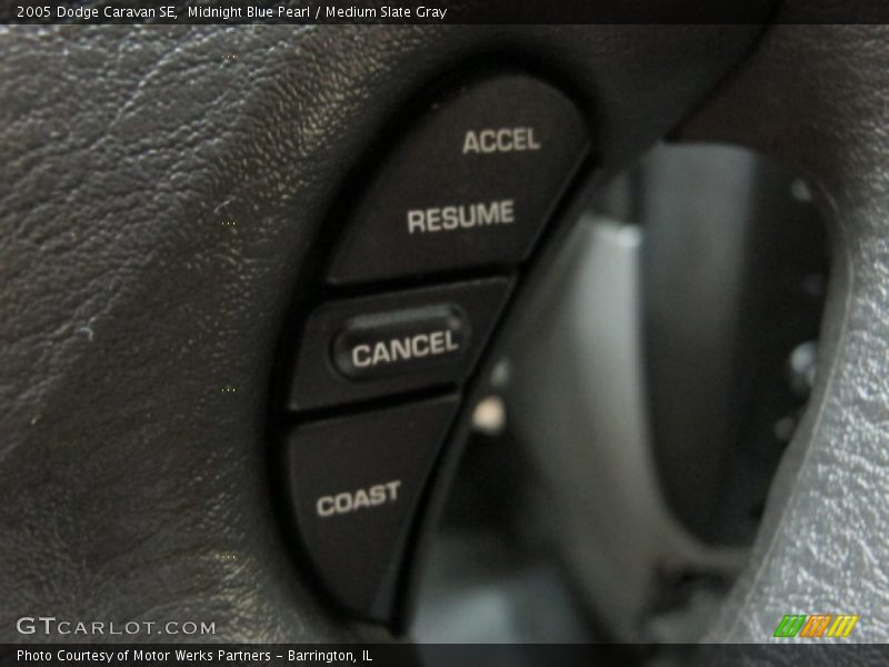 Midnight Blue Pearl / Medium Slate Gray 2005 Dodge Caravan SE