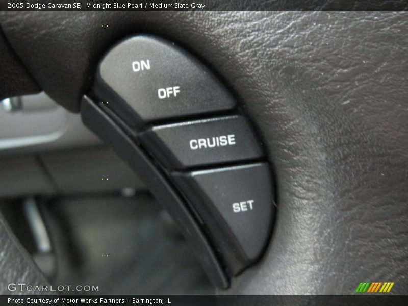 Midnight Blue Pearl / Medium Slate Gray 2005 Dodge Caravan SE