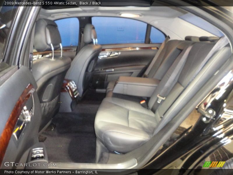 Black / Black 2009 Mercedes-Benz S 550 4Matic Sedan