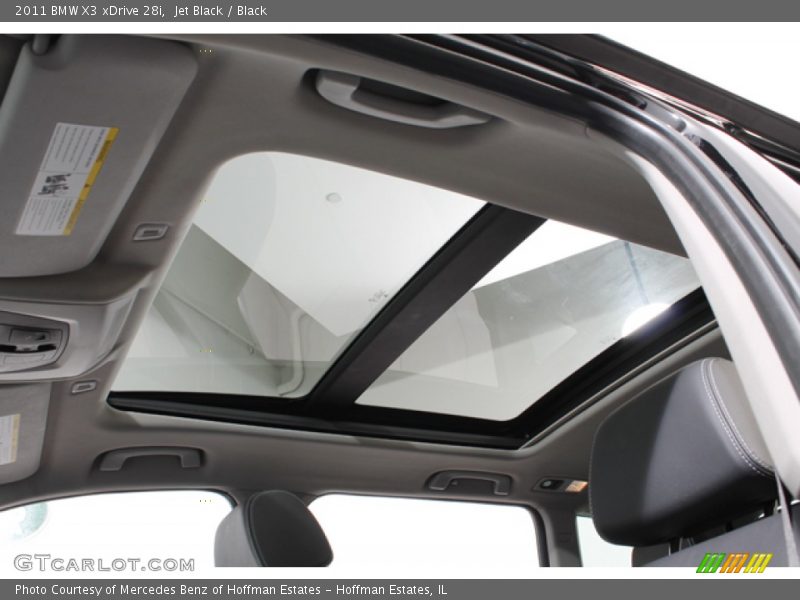 Sunroof of 2011 X3 xDrive 28i