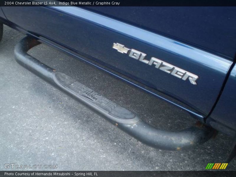 Indigo Blue Metallic / Graphite Gray 2004 Chevrolet Blazer LS 4x4