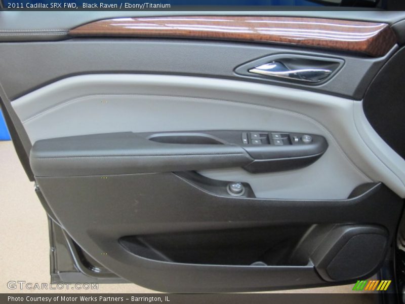 Black Raven / Ebony/Titanium 2011 Cadillac SRX FWD
