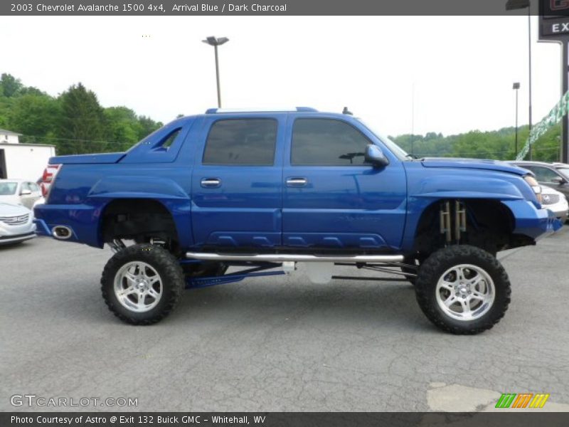 Arrival Blue / Dark Charcoal 2003 Chevrolet Avalanche 1500 4x4