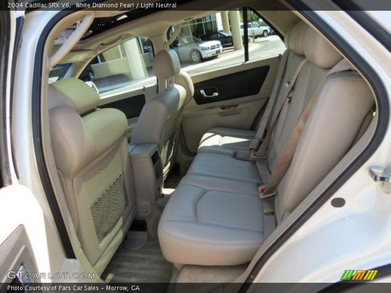 White Diamond Pearl / Light Neutral 2004 Cadillac SRX V6