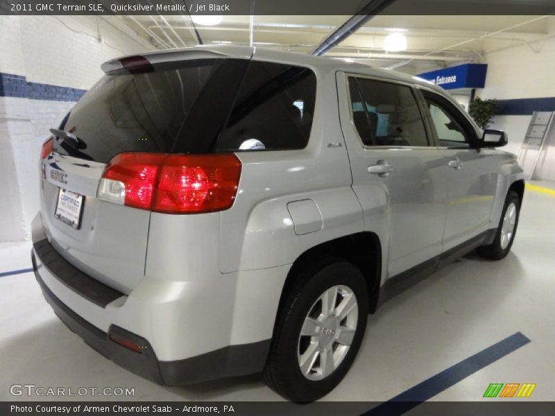 Quicksilver Metallic / Jet Black 2011 GMC Terrain SLE
