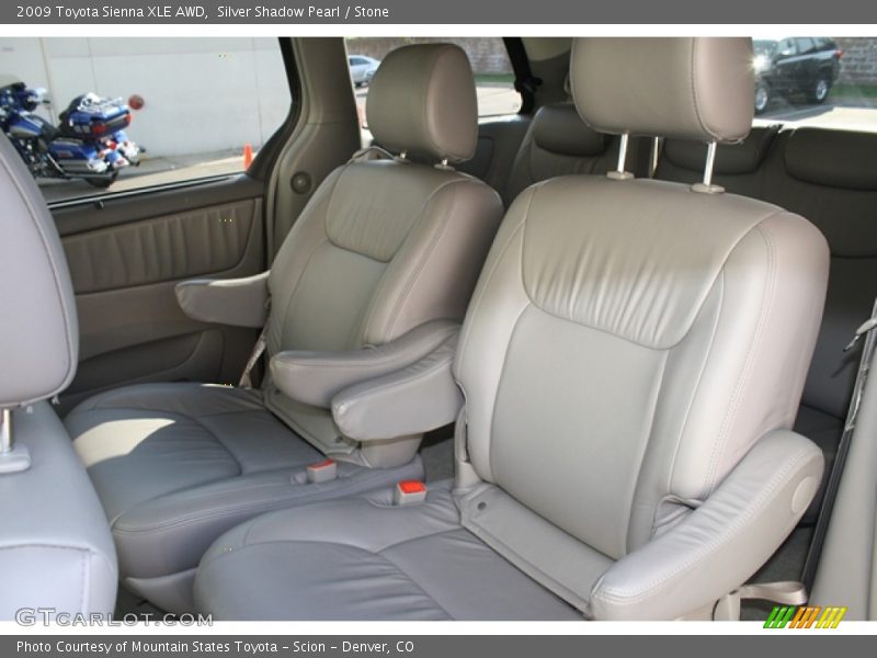 Silver Shadow Pearl / Stone 2009 Toyota Sienna XLE AWD