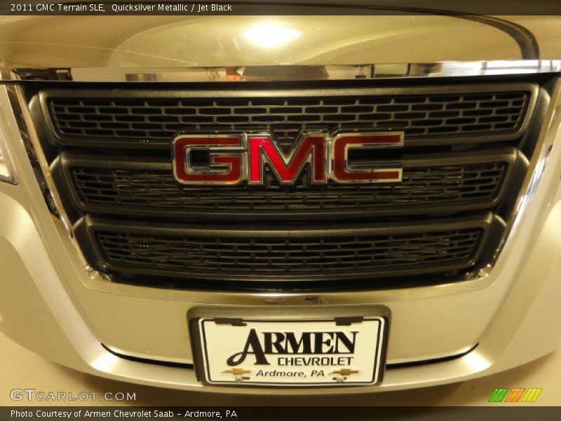 Quicksilver Metallic / Jet Black 2011 GMC Terrain SLE