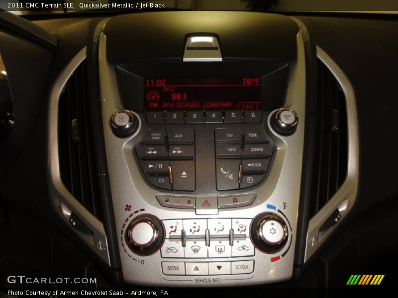 Quicksilver Metallic / Jet Black 2011 GMC Terrain SLE