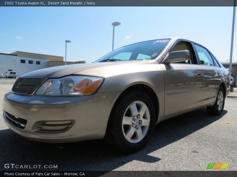 Desert Sand Metallic / Ivory 2002 Toyota Avalon XL