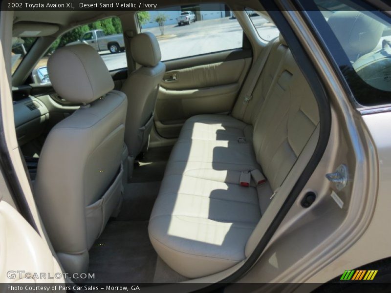 Desert Sand Metallic / Ivory 2002 Toyota Avalon XL