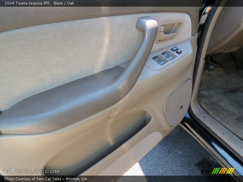 Black / Oak 2004 Toyota Sequoia SR5
