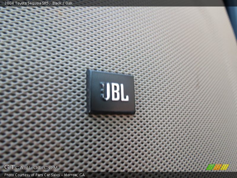 Black / Oak 2004 Toyota Sequoia SR5