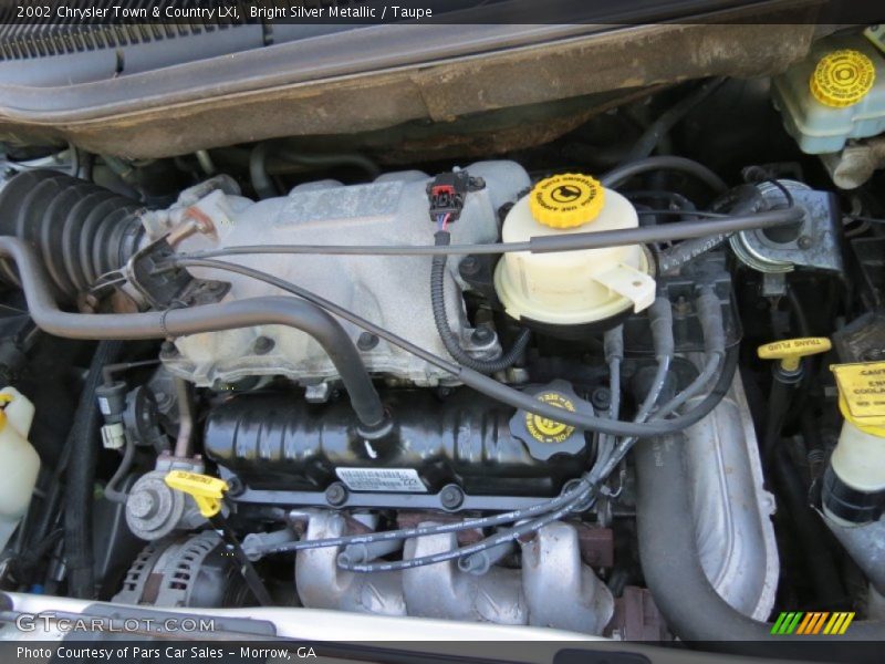 Bright Silver Metallic / Taupe 2002 Chrysler Town & Country LXi