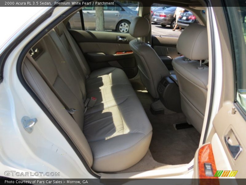 Premium White Pearl / Parchment 2000 Acura RL 3.5 Sedan