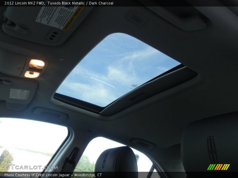 Tuxedo Black Metallic / Dark Charcoal 2012 Lincoln MKZ FWD