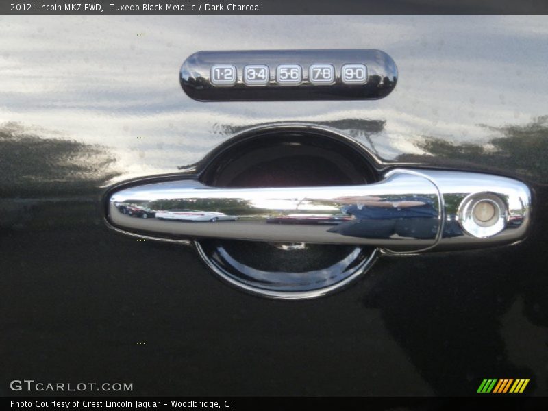 Tuxedo Black Metallic / Dark Charcoal 2012 Lincoln MKZ FWD