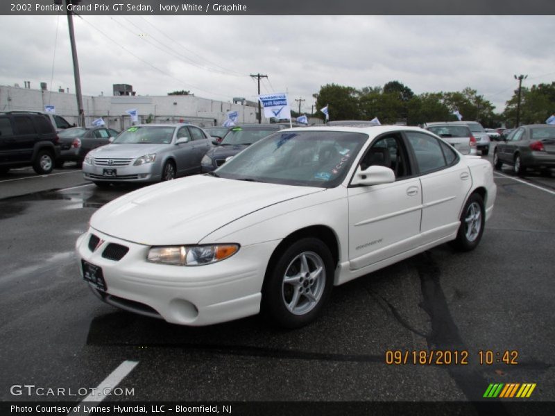 Ivory White / Graphite 2002 Pontiac Grand Prix GT Sedan
