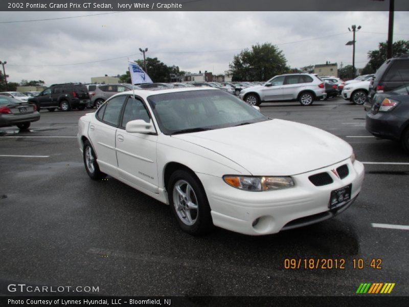 Ivory White / Graphite 2002 Pontiac Grand Prix GT Sedan