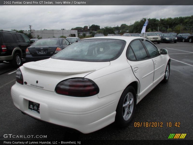 Ivory White / Graphite 2002 Pontiac Grand Prix GT Sedan