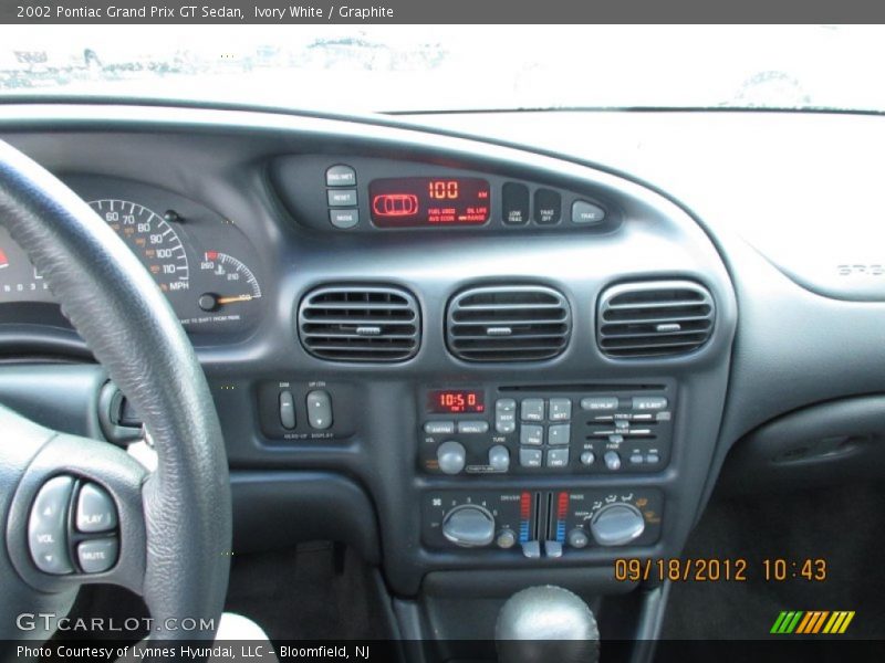 Controls of 2002 Grand Prix GT Sedan