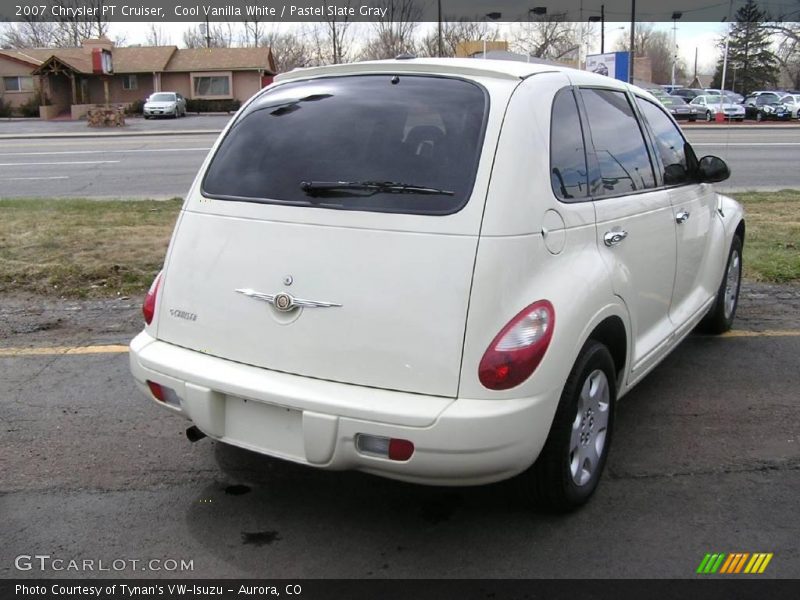 Cool Vanilla White / Pastel Slate Gray 2007 Chrysler PT Cruiser
