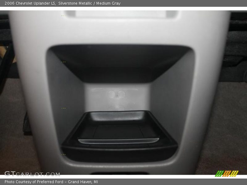 Silverstone Metallic / Medium Gray 2006 Chevrolet Uplander LS