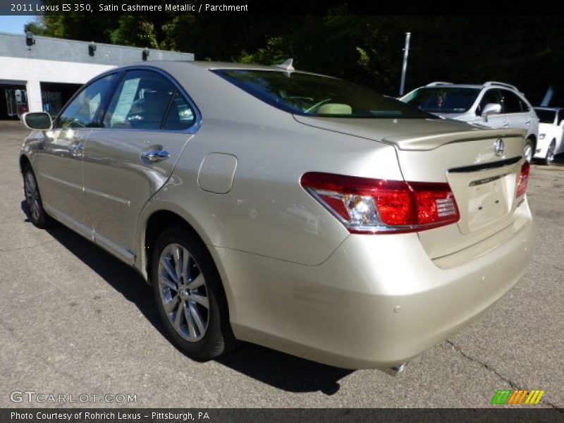 Satin Cashmere Metallic / Parchment 2011 Lexus ES 350