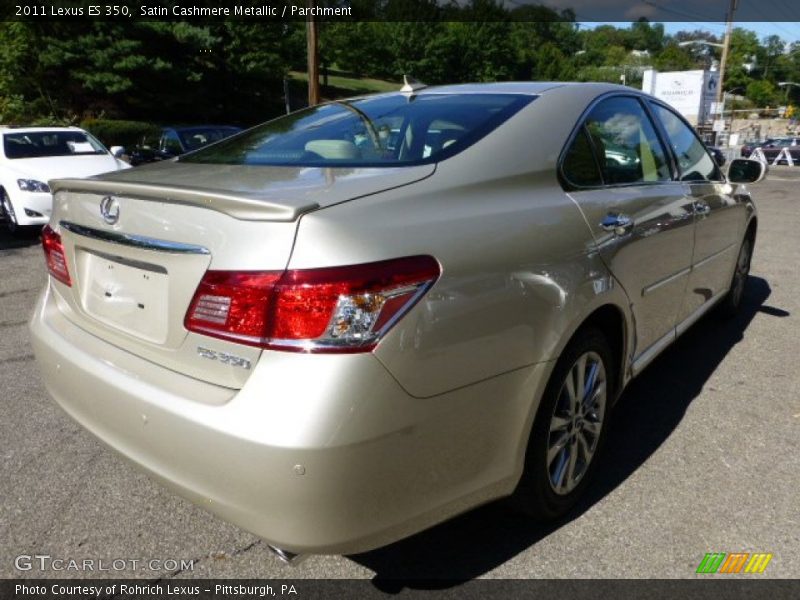 Satin Cashmere Metallic / Parchment 2011 Lexus ES 350