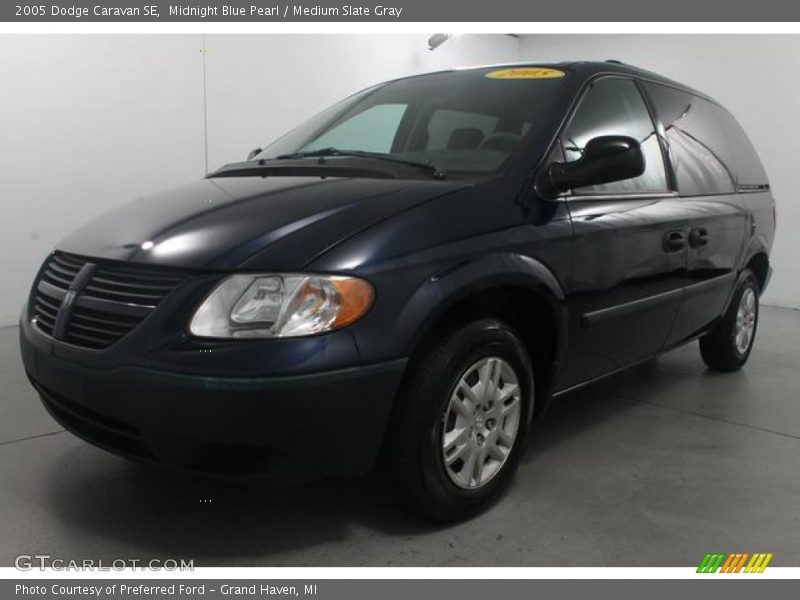 Midnight Blue Pearl / Medium Slate Gray 2005 Dodge Caravan SE