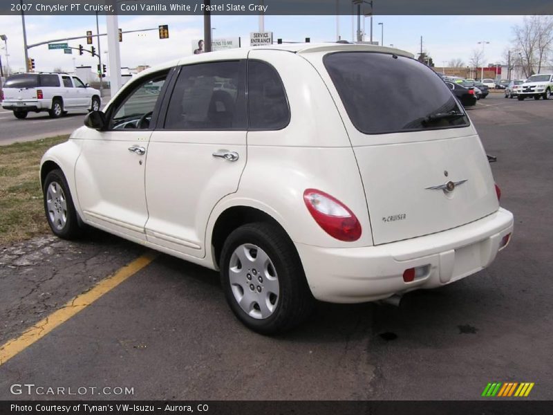 Cool Vanilla White / Pastel Slate Gray 2007 Chrysler PT Cruiser