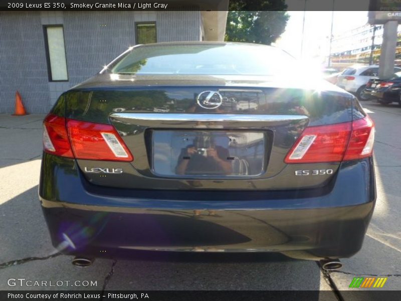 Smokey Granite Mica / Light Gray 2009 Lexus ES 350