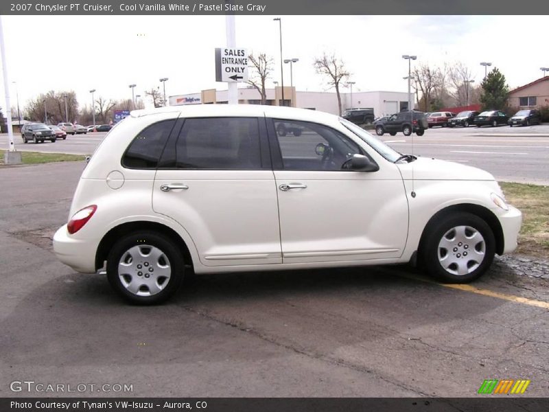 Cool Vanilla White / Pastel Slate Gray 2007 Chrysler PT Cruiser