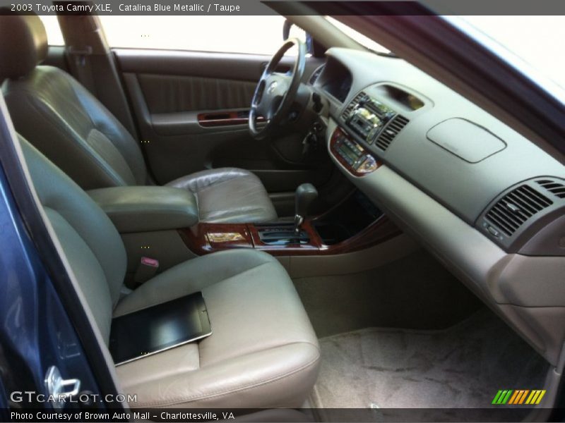 Catalina Blue Metallic / Taupe 2003 Toyota Camry XLE