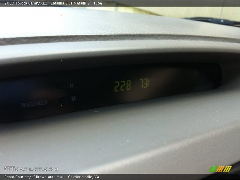 Catalina Blue Metallic / Taupe 2003 Toyota Camry XLE