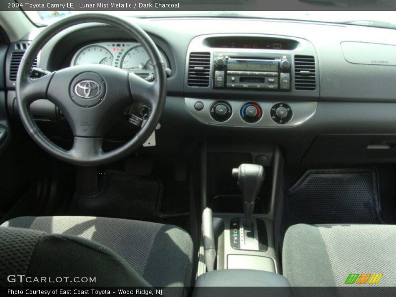 Lunar Mist Metallic / Dark Charcoal 2004 Toyota Camry LE