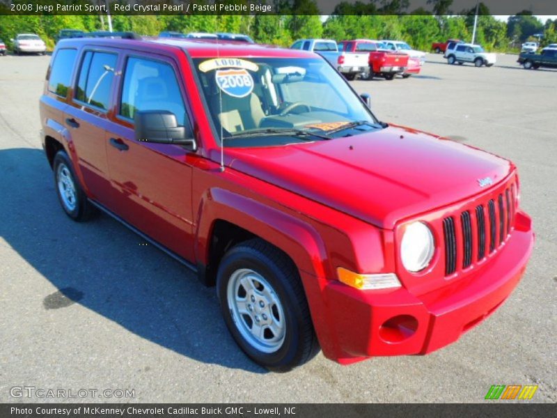 Front 3/4 View of 2008 Patriot Sport