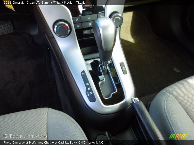 Summit White / Medium Titanium 2012 Chevrolet Cruze LT