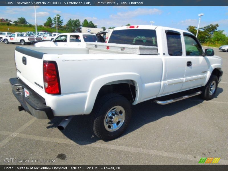 Summit White / Dark Charcoal 2005 Chevrolet Silverado 2500HD LS Extended Cab