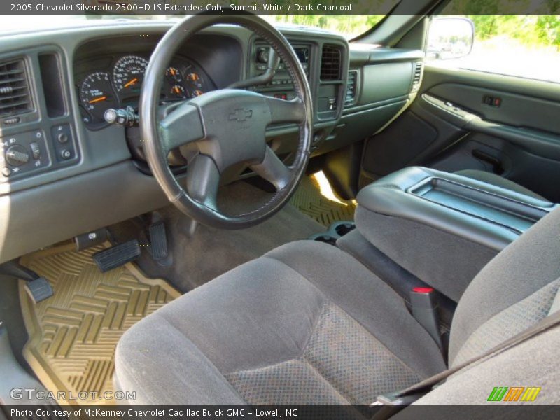 Dark Charcoal Interior - 2005 Silverado 2500HD LS Extended Cab 