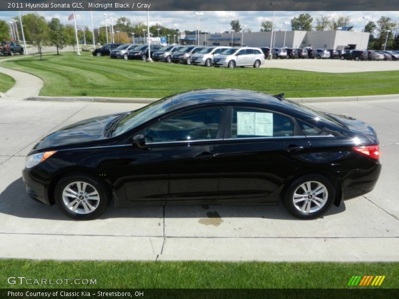 Midnight Black / Gray 2011 Hyundai Sonata GLS