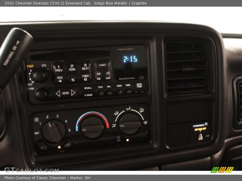 Indigo Blue Metallic / Graphite 2002 Chevrolet Silverado 2500 LS Extended Cab