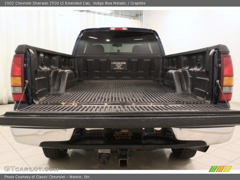 Indigo Blue Metallic / Graphite 2002 Chevrolet Silverado 2500 LS Extended Cab