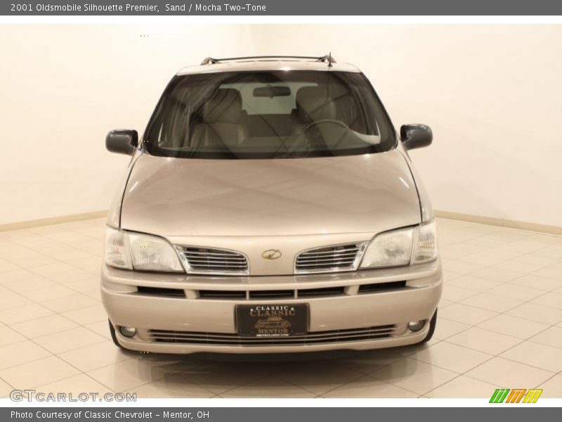 Sand / Mocha Two-Tone 2001 Oldsmobile Silhouette Premier