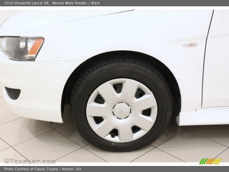Wicked White Metallic / Black 2010 Mitsubishi Lancer DE