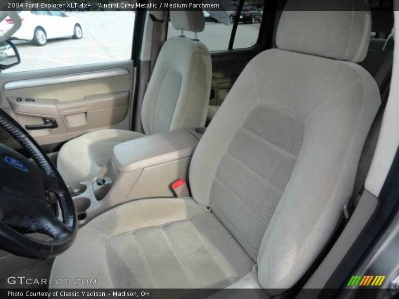 Mineral Grey Metallic / Medium Parchment 2004 Ford Explorer XLT 4x4