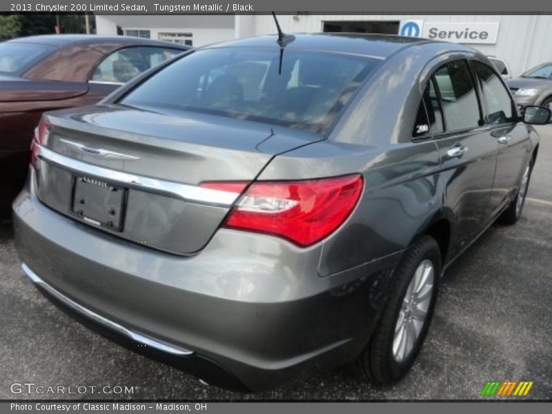 Tungsten Metallic / Black 2013 Chrysler 200 Limited Sedan