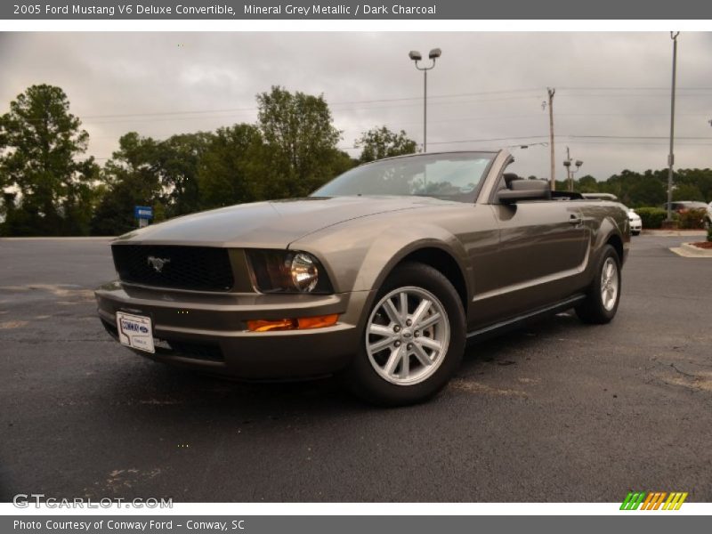Mineral Grey Metallic / Dark Charcoal 2005 Ford Mustang V6 Deluxe Convertible