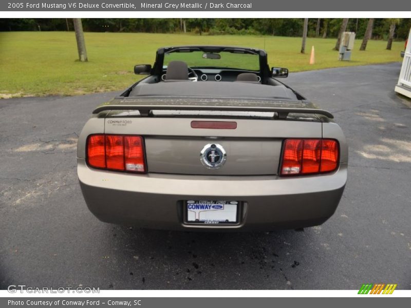 Mineral Grey Metallic / Dark Charcoal 2005 Ford Mustang V6 Deluxe Convertible